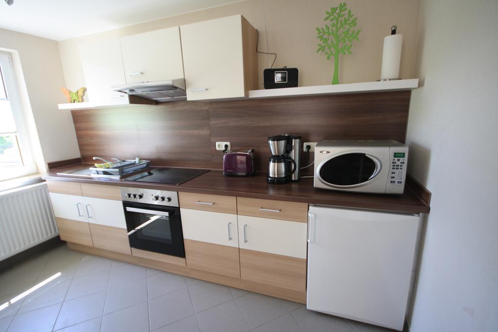 Ferienhaus Zum Gässchen Weißenfels Zimmer foto